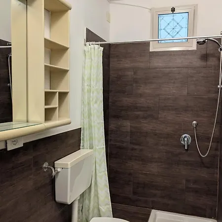 Rosalba - Cheap And Characteristic