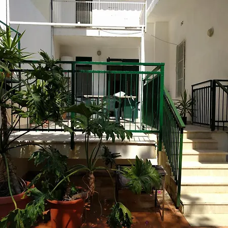 Rosalba - Cheap And Characteristic *