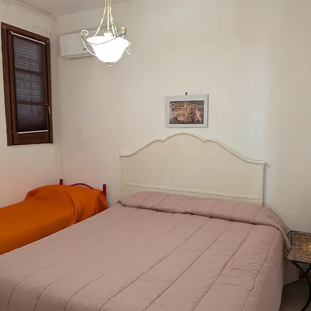 Rosalba - Cheap And Characteristic Palermo